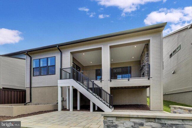 Building Photo - 6921 Renita Ln