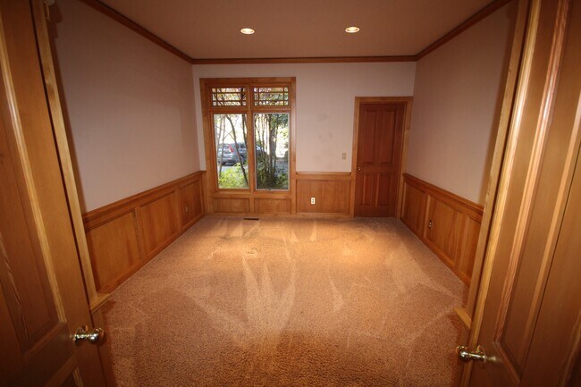 Building Photo - Custom Built Home in a Country Setting, 3 ...