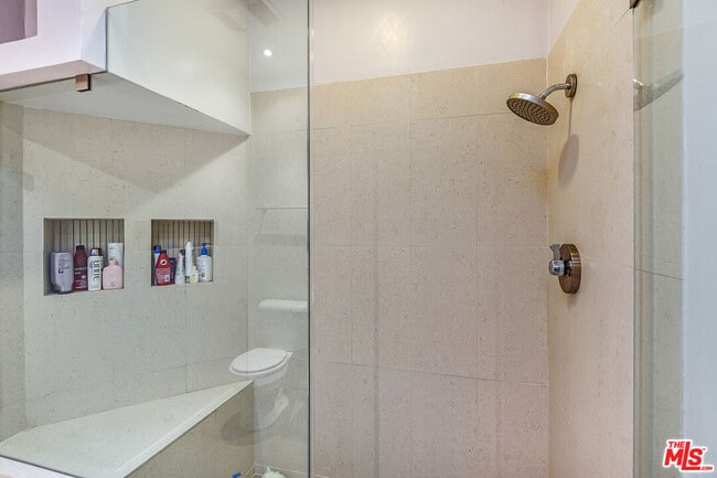 Building Photo - 11920 Dorothy St