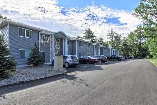 Building Photo - 3212 Brookside Dr