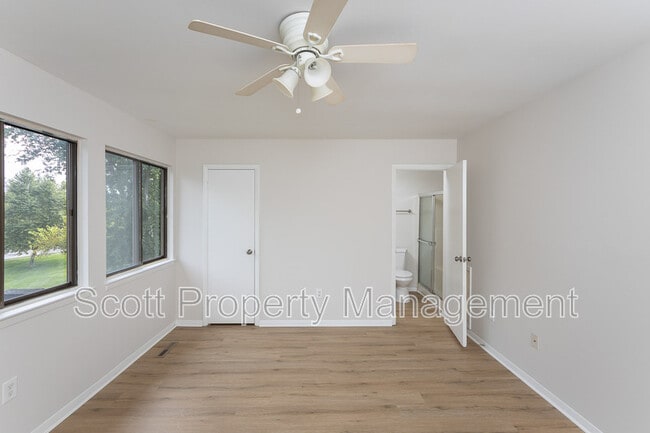 Building Photo - 113 Bourbon Ct