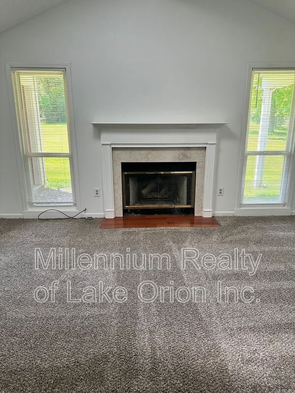 Building Photo - 24955 Westmoreland Dr