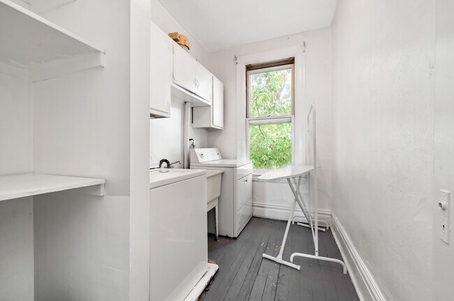 Second Floor Laundry - 3336 Ward St