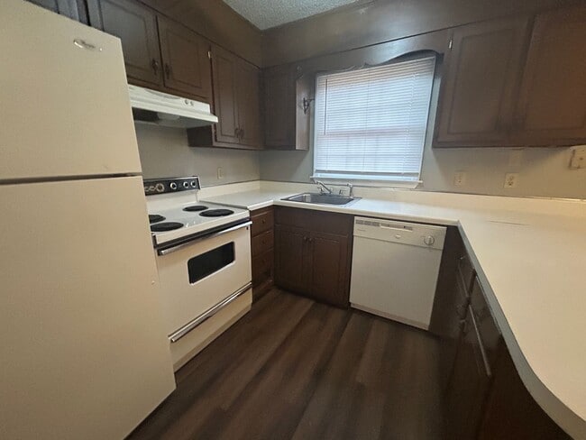 Building Photo - 408 Horne St