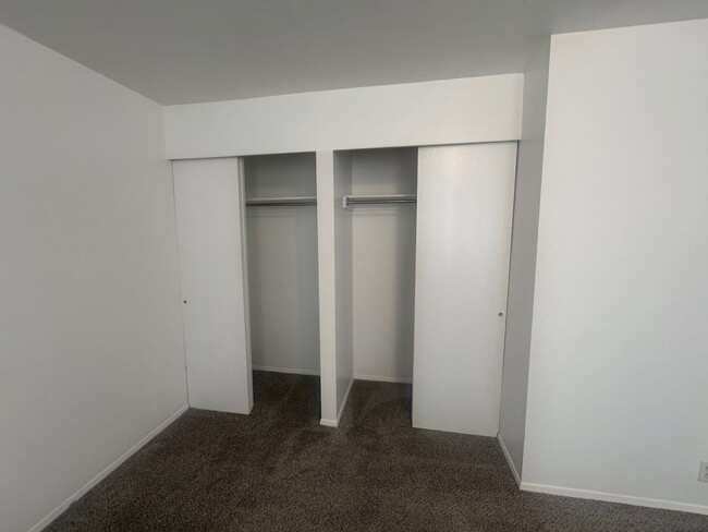 Building Photo - Beautiful Taylorsville Home for rent!