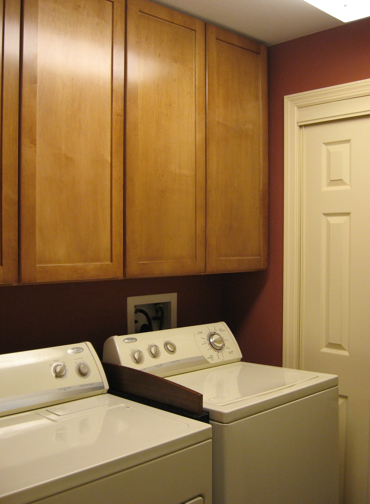 Building Photo - 323 C St SE