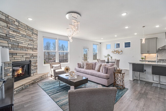 Building Photo - 2675 Ironton Dr