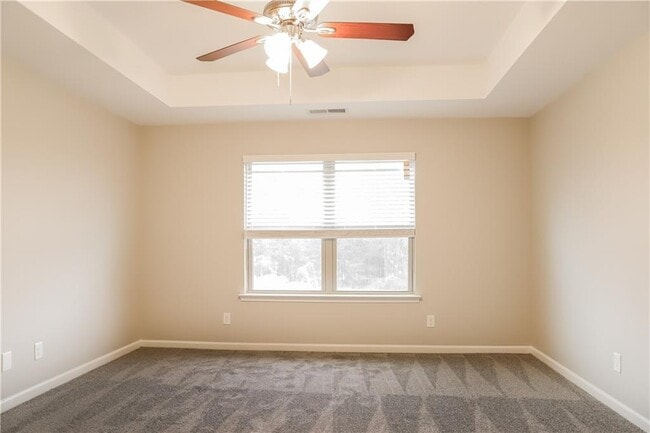 Building Photo - 7105 Creeksong Dr