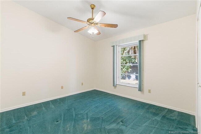 Building Photo - 11511 SW Citrus Blvd S