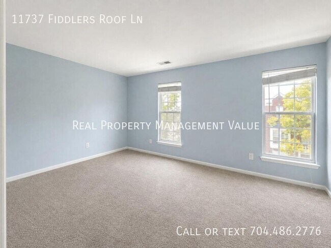 Building Photo - 11737 Fiddlers Roof Ln