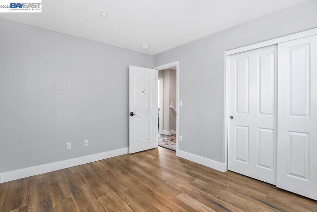 Building Photo - 2913 Haddington Ct