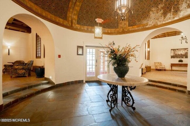 Building Photo - 400 Deal Lake Dr