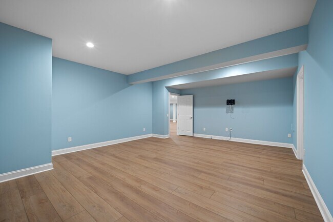 Building Photo - 27556 Paddock Trail Pl