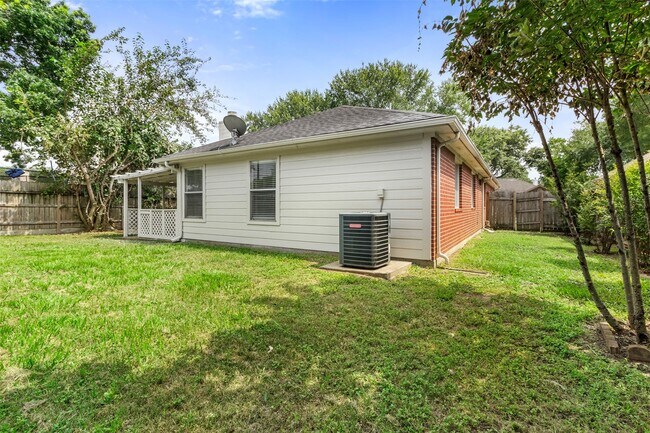 Building Photo - 9130 Reagan Meadow Ct