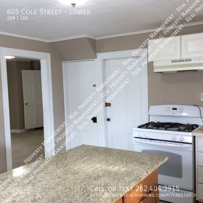 Building Photo - Spacious two bedroom lower unit.