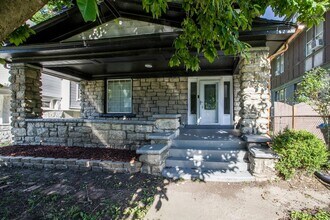 Building Photo - Move fast on this one. Apply within 24 hours of your showing and lock in $250 off your monthly re...