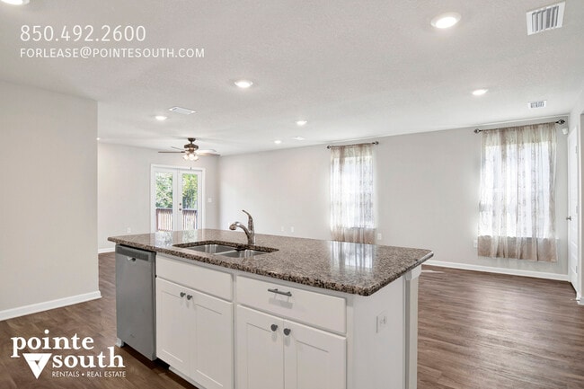 Building Photo - 32146 Calder Ct