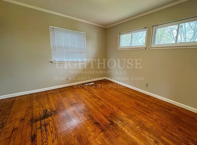 Building Photo - 1505 Rambling Rd