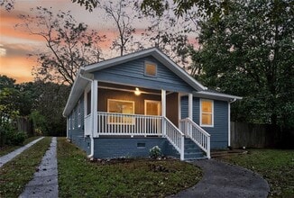 Building Photo - 6453 Shadow Rock Dr