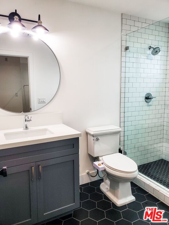 Building Photo - 11221 Hannum Ave