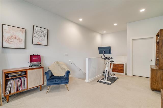 Building Photo - 2608 Museum Way
