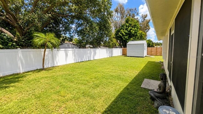 Building Photo - 3435 Dunbar Dr