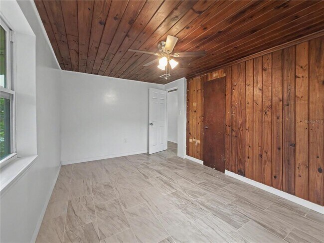 Building Photo - 2848 Harwood St