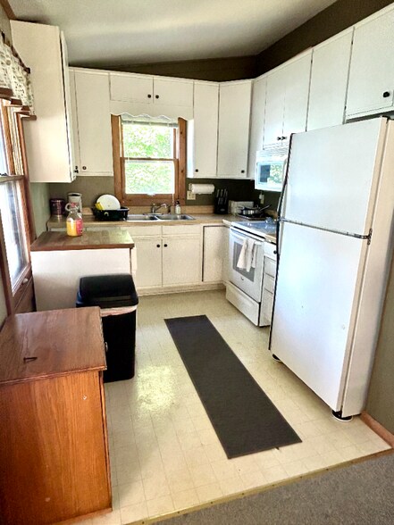 Building Photo - 118 Willow Point Dr