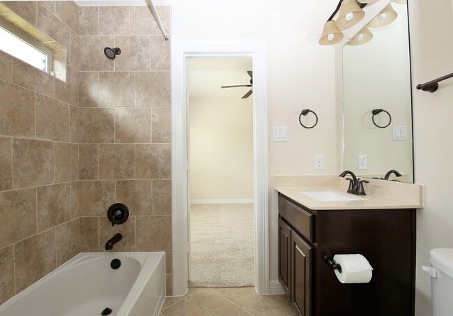 Building Photo - 10911 Upland Pass Dr