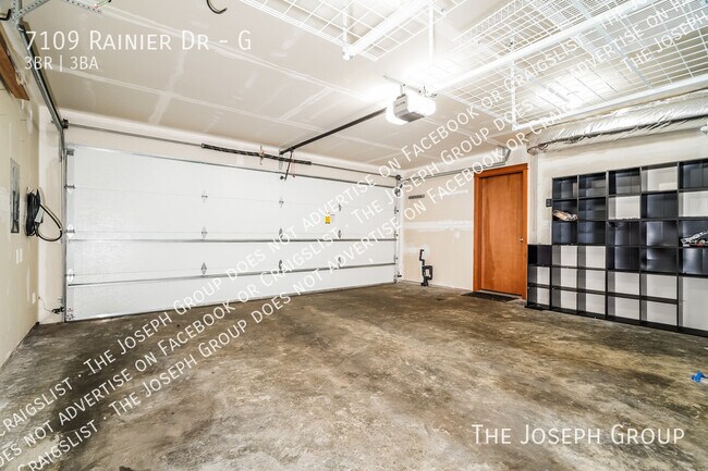 Building Photo - 7109 Rainier Dr