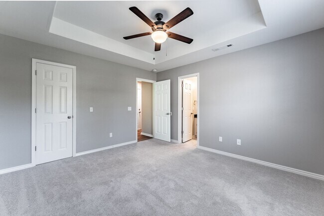 Building Photo - Centerton Sanctuary: 3-Bedroom, 2-Bathroom Rental with Expansive Backyard