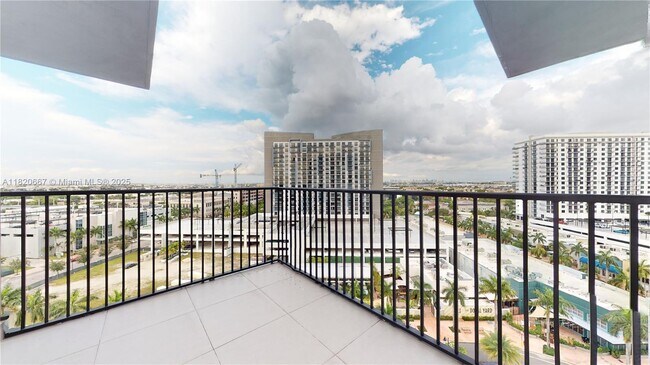 Building Photo - 5300 Paseo Blvd
