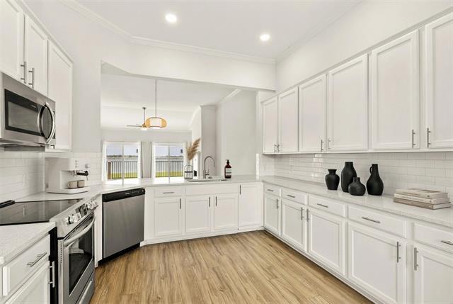 Building Photo - 1916 Signal Ridge Pl