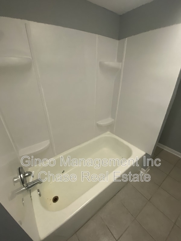 Building Photo - 29837 IL-50