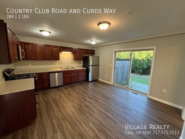 Building Photo - 719 Country Club Rd