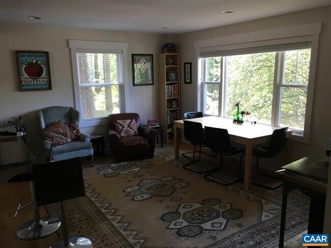 Building Photo - 718 McIntire Rd