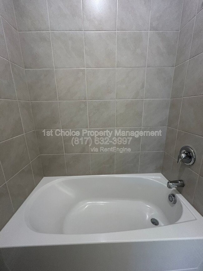 Building Photo - 1448 Sun Gdn Wy