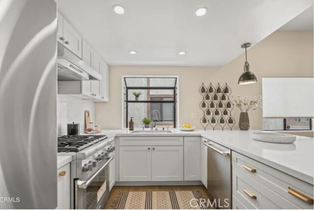 Building Photo - 511 S El Molino Ave