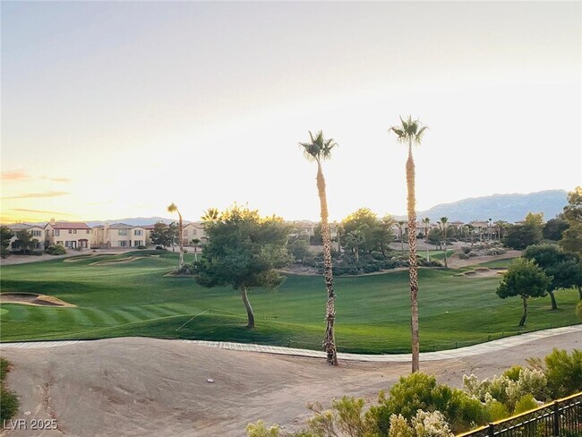 Building Photo - 33 Tall Ruff Dr