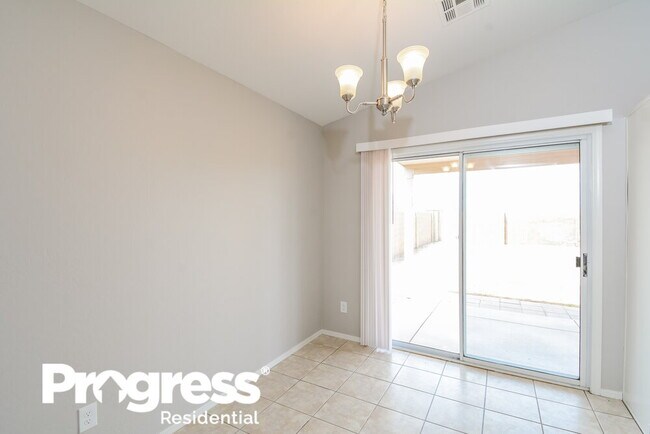 Building Photo - 10162 N 116th Ln