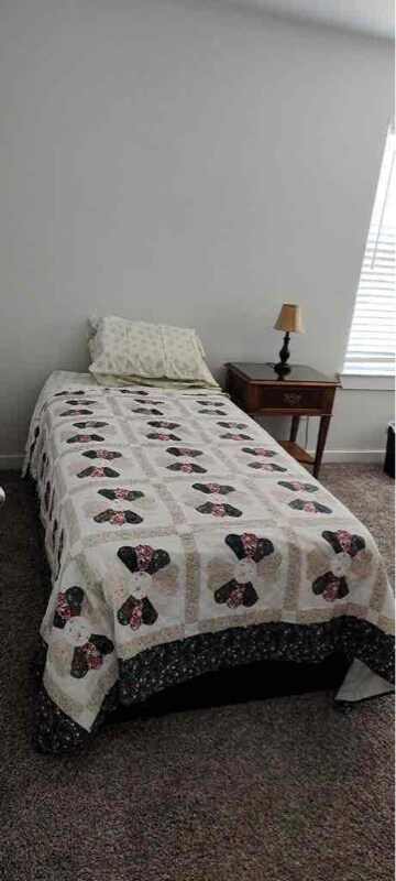 Building Photo - 40126 S Hill Pass