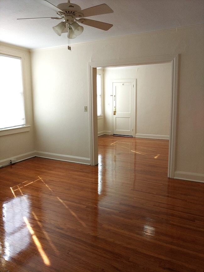 Building Photo - 220 E Montgomery St