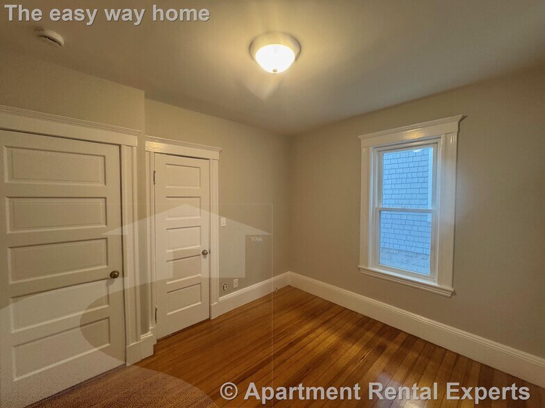 Building Photo - 11 Belmont Sq