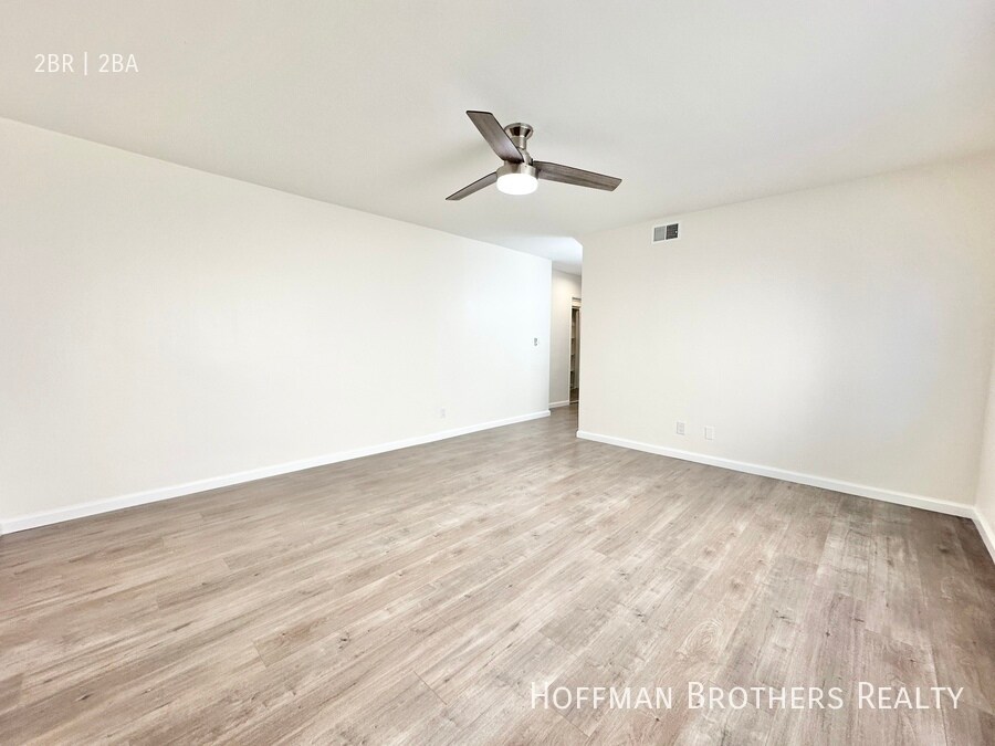 Building Photo - 1206 S Holt Ave