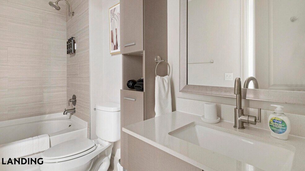 Building Photo - 1414 Wood Hollow Dr