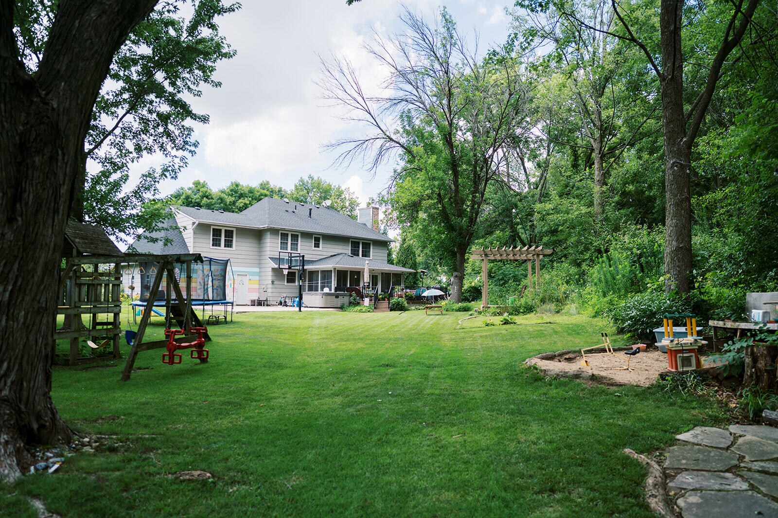 Building Photo - 2301 Jessup Cir
