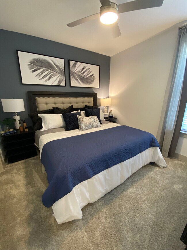 Building Photo - 10221 Whistle Stop Ln