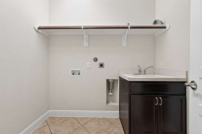 Building Photo - 15630 Eagle Valley Dr