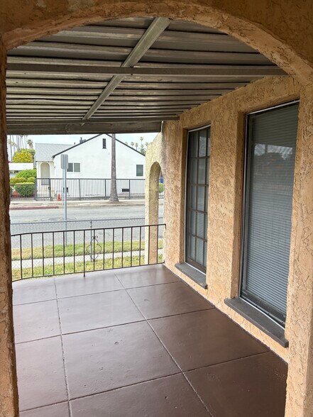 Building Photo - 3900 3rd Ave