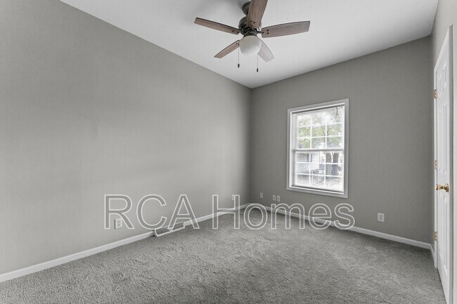 Building Photo - 246 N Belleview Pl